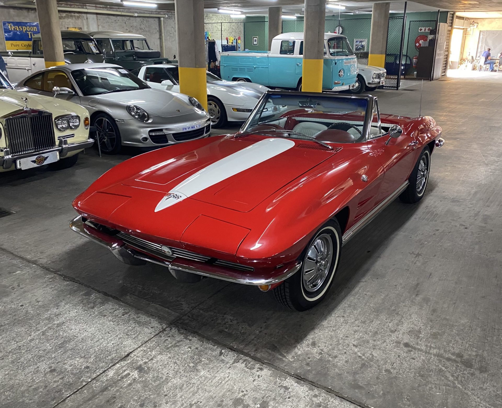 1964 Corvette Stingray 327 V8 Manual