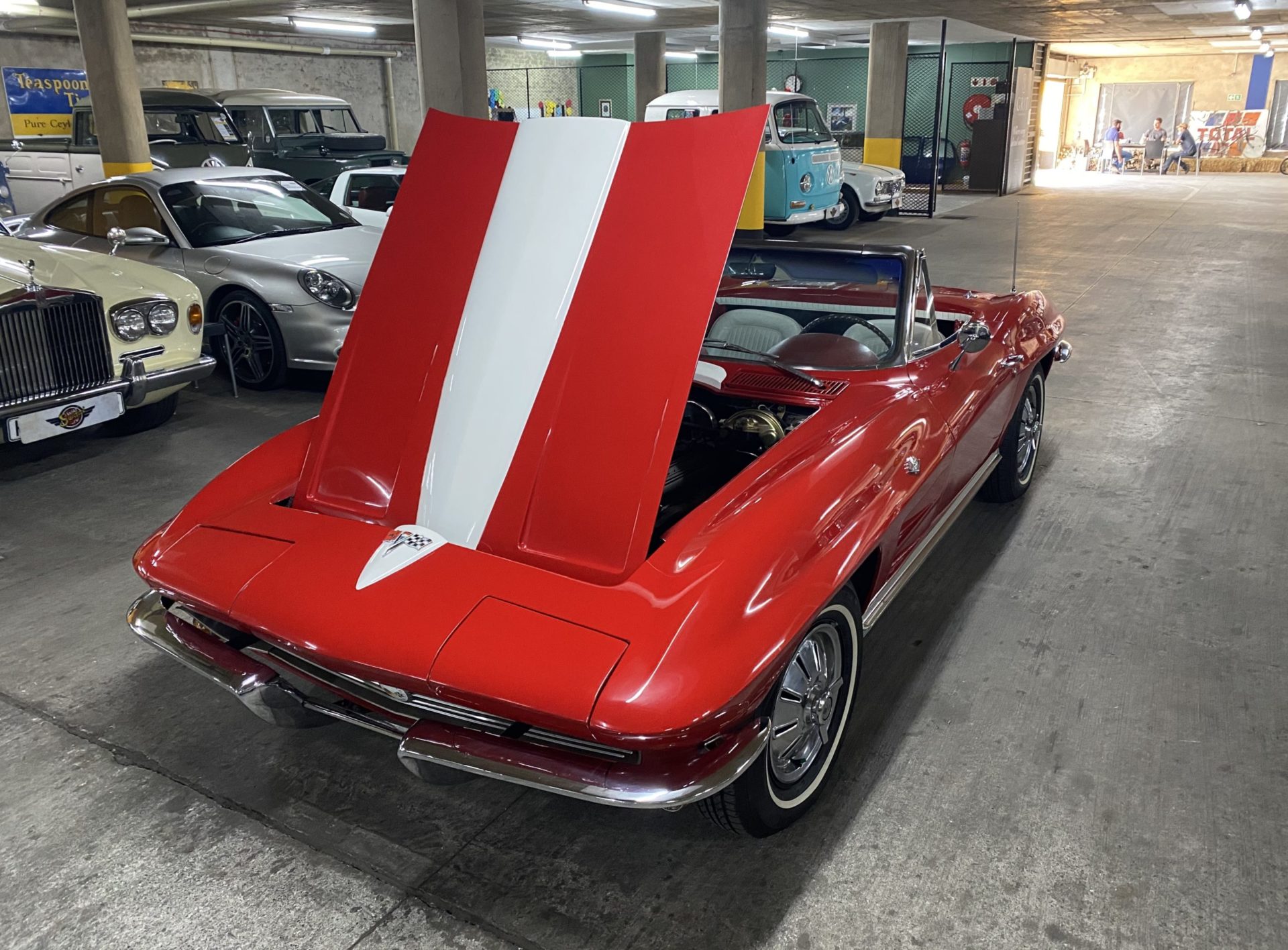 1964 Corvette Stingray 327 V8 Manual