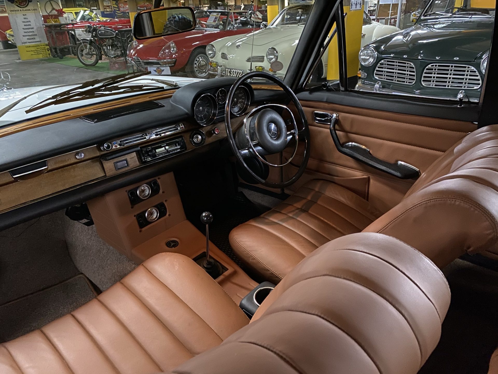 1969 Mercedes Benz 280S W108