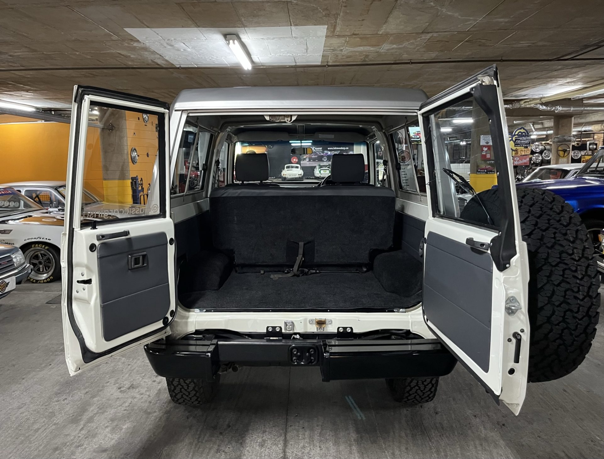 1995 Toyota Land Cruiser 73 Series