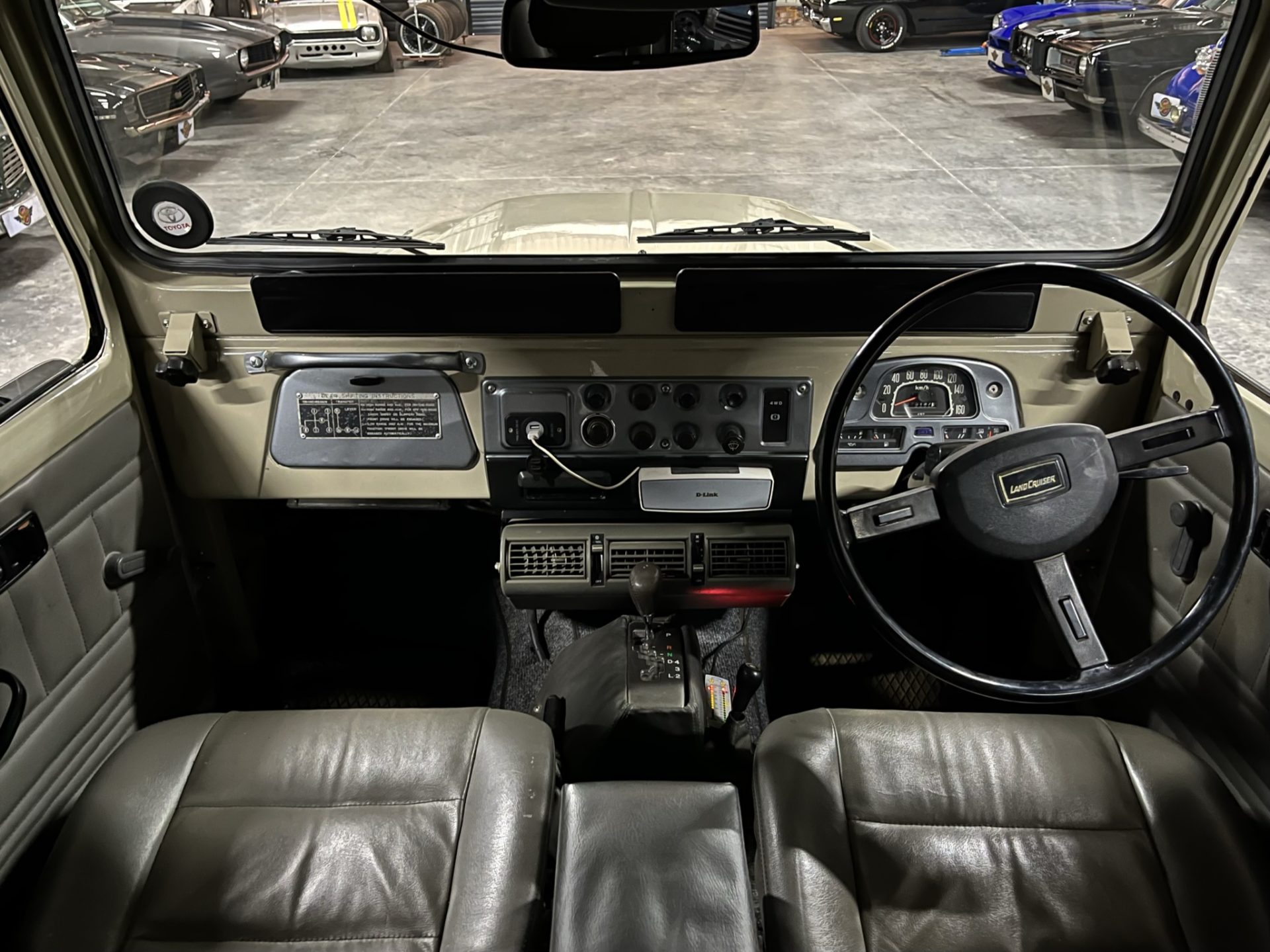 1981 Toyota Land Cruiser FJ45 “Troopy” V8