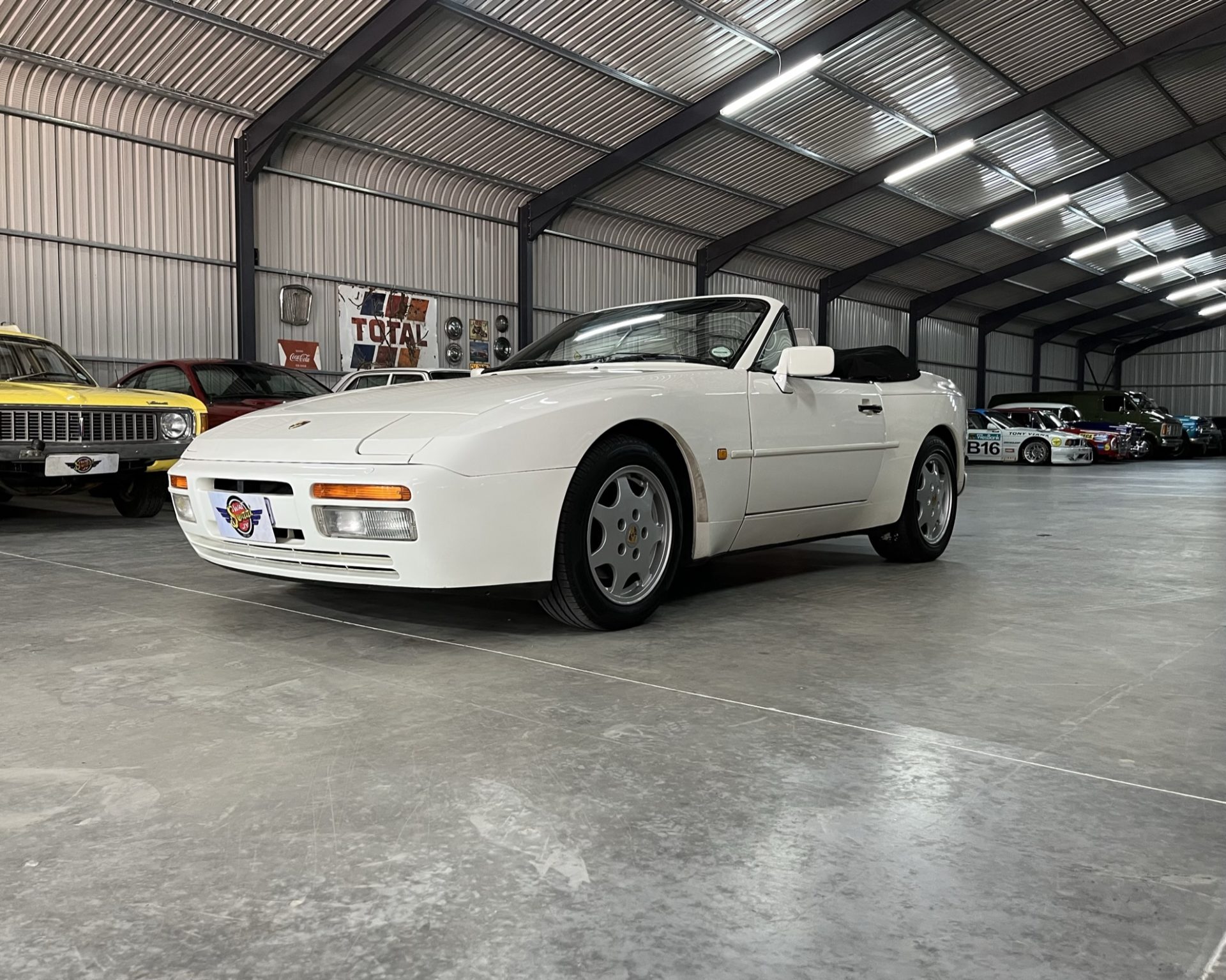 1989 Porsche 944 Cabriolet