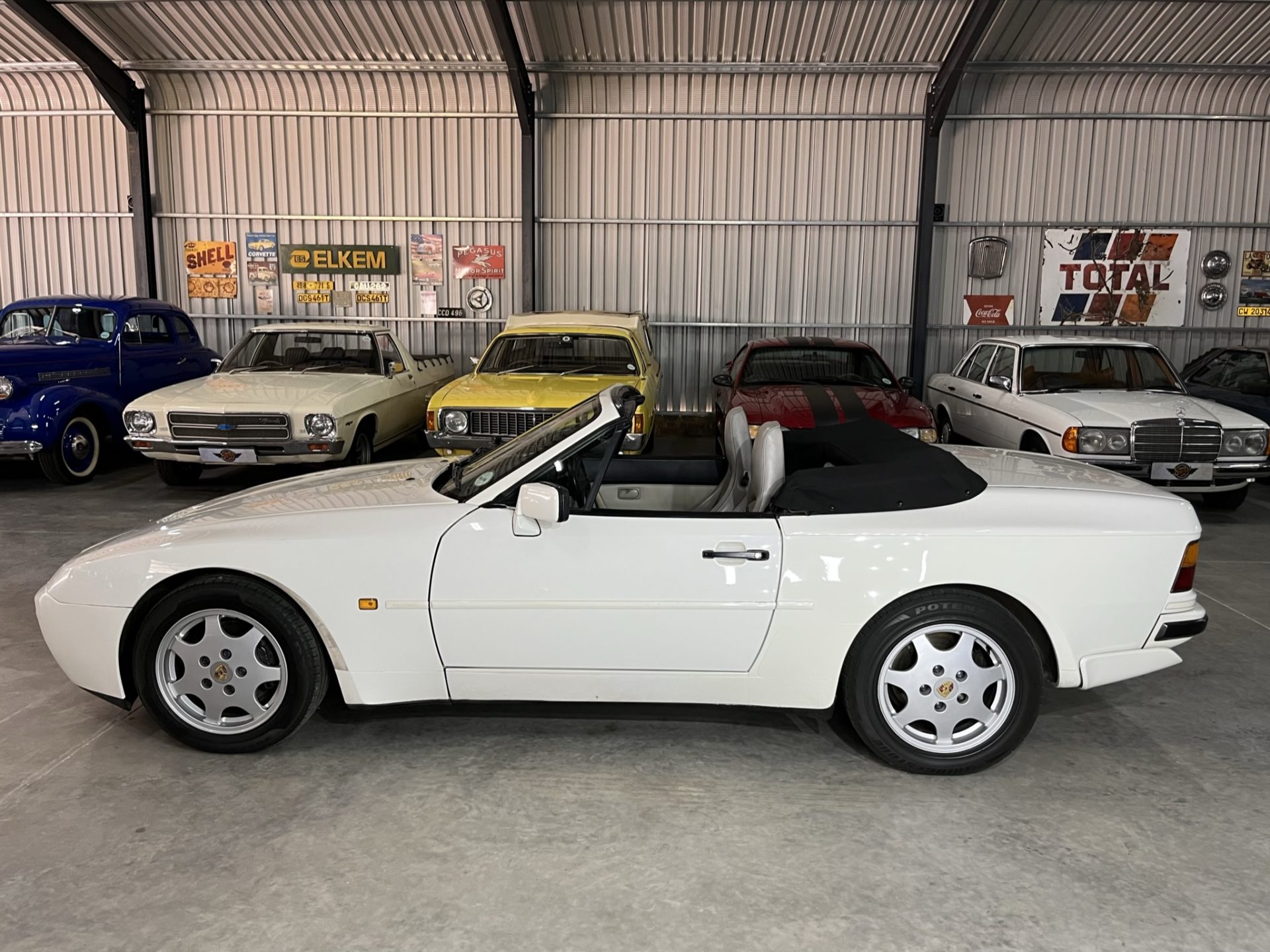 1989 Porsche 944 Cabriolet