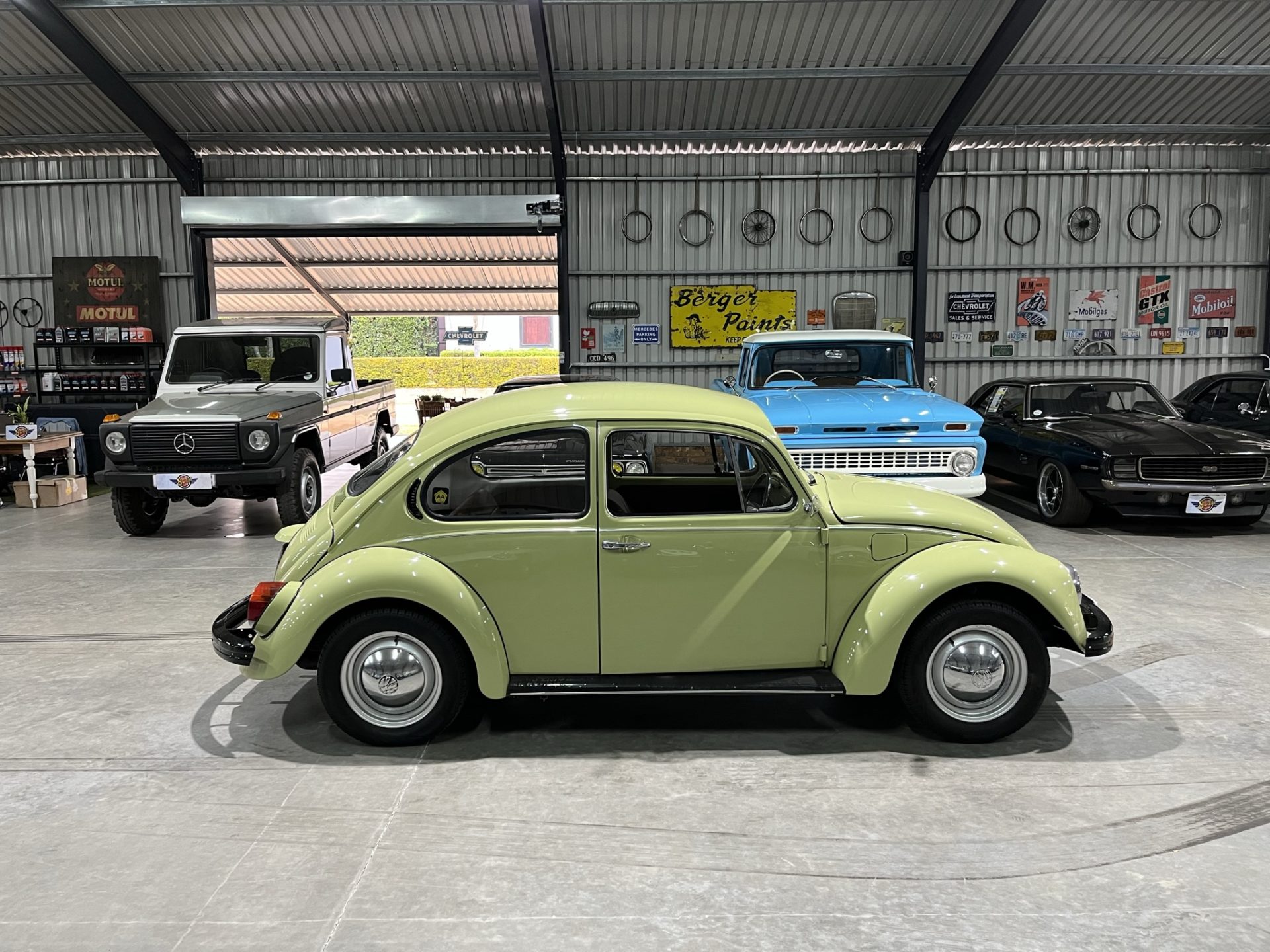 1975 Volkswagen Beetle 1300