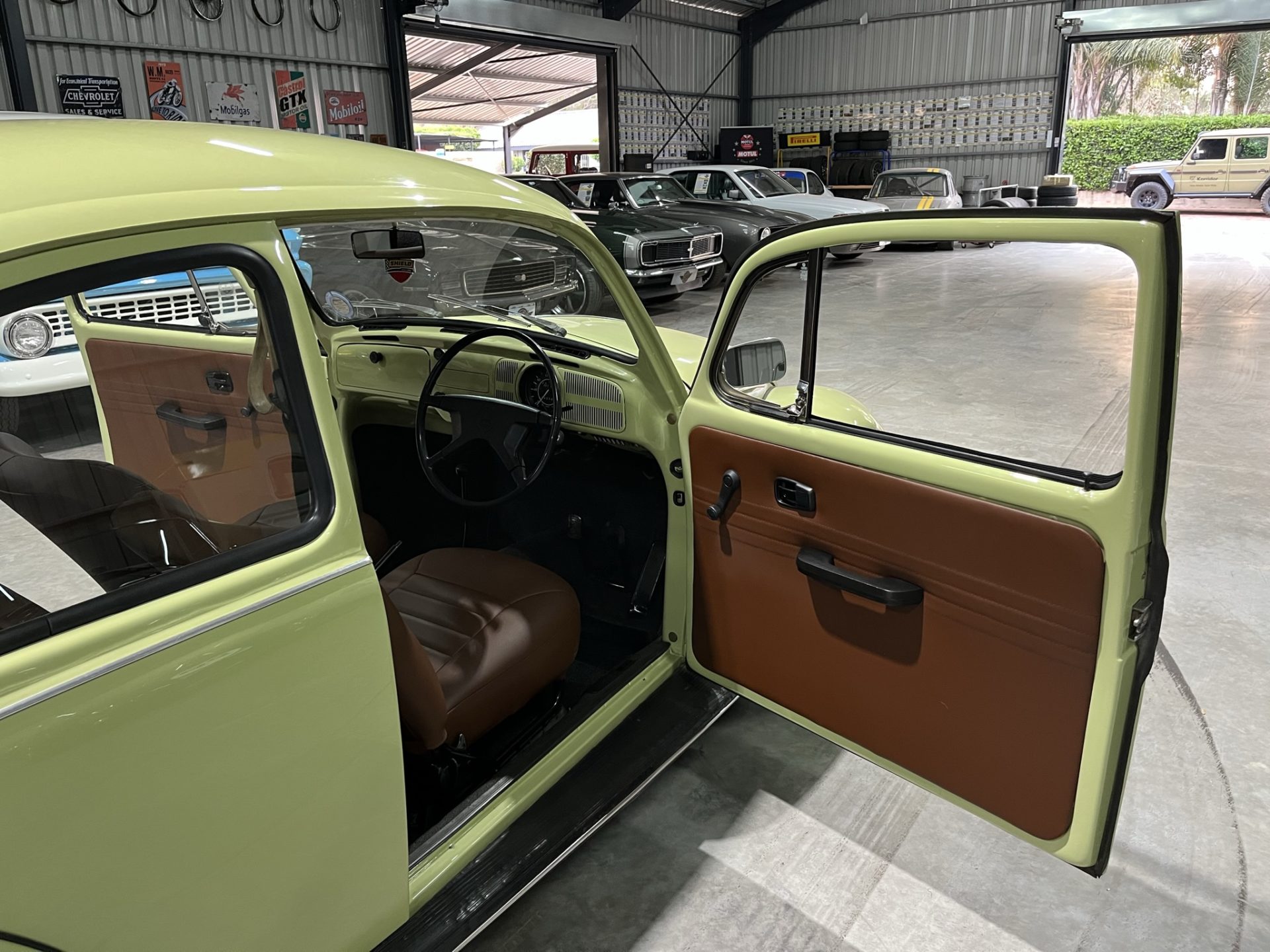 1975 Volkswagen Beetle 1300