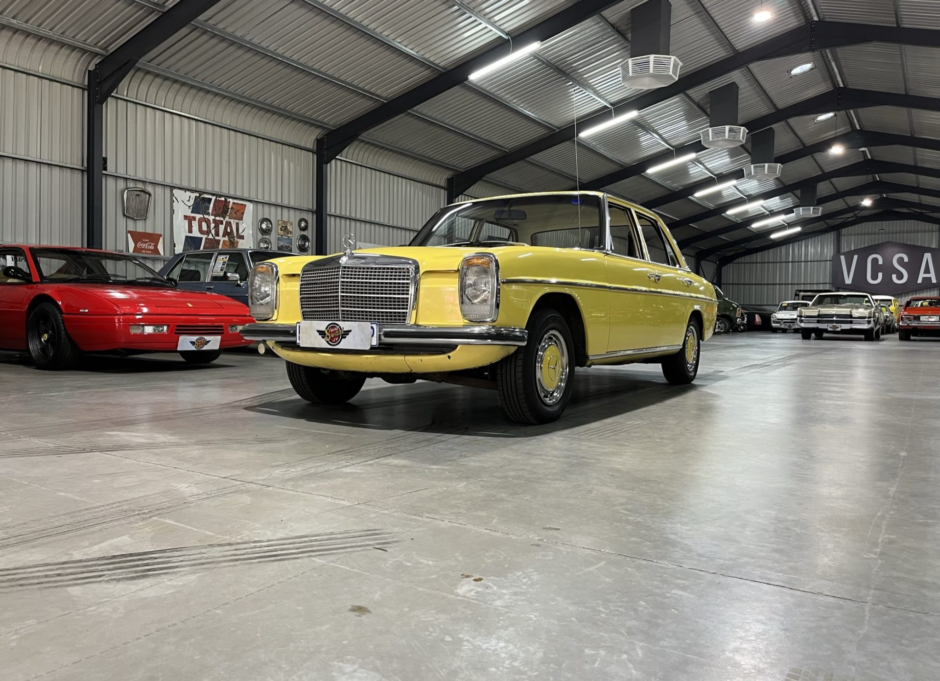 1975 Mercedes Benz 230.6 W114