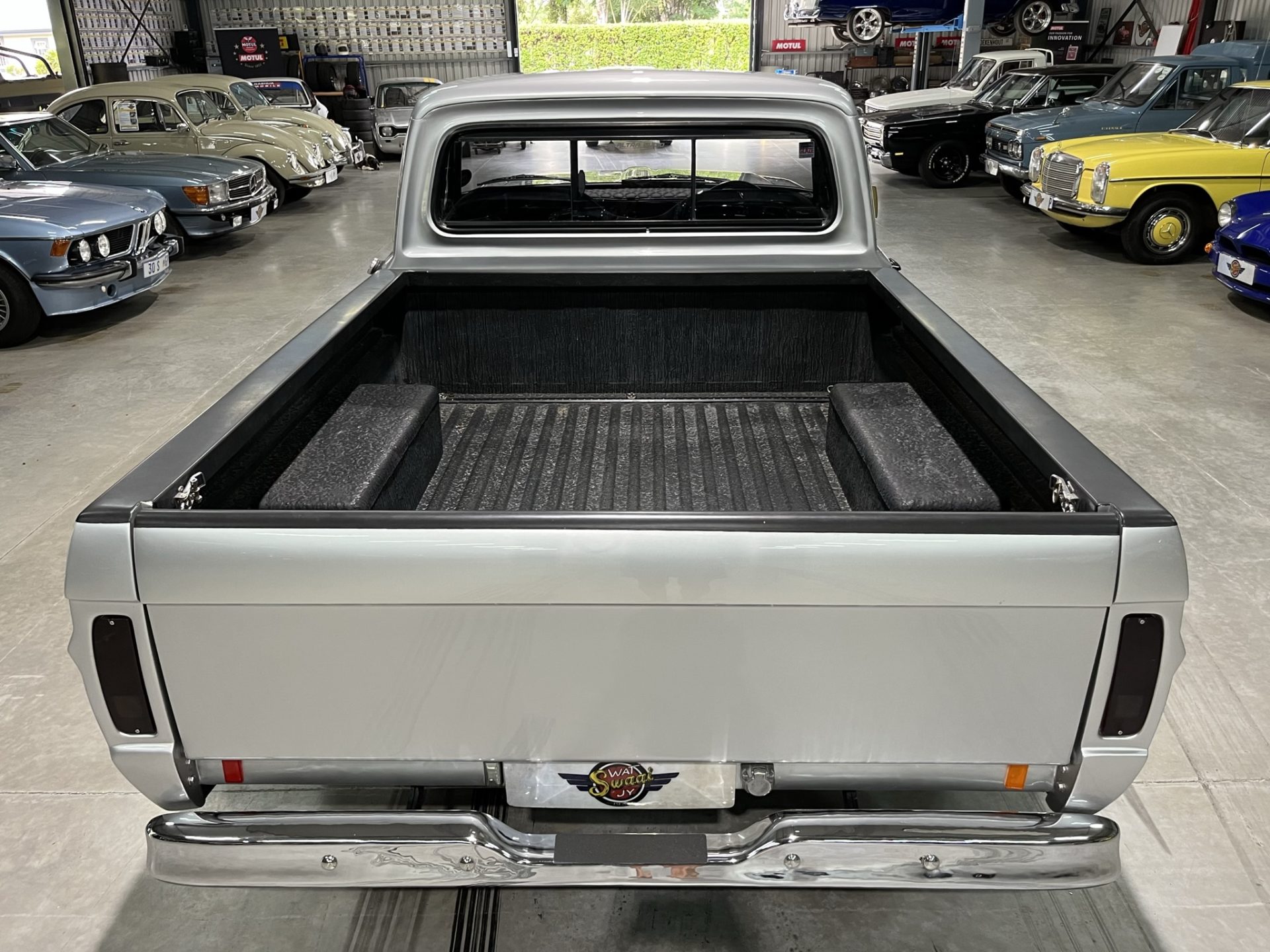 1968 Ford F100 Bumpside