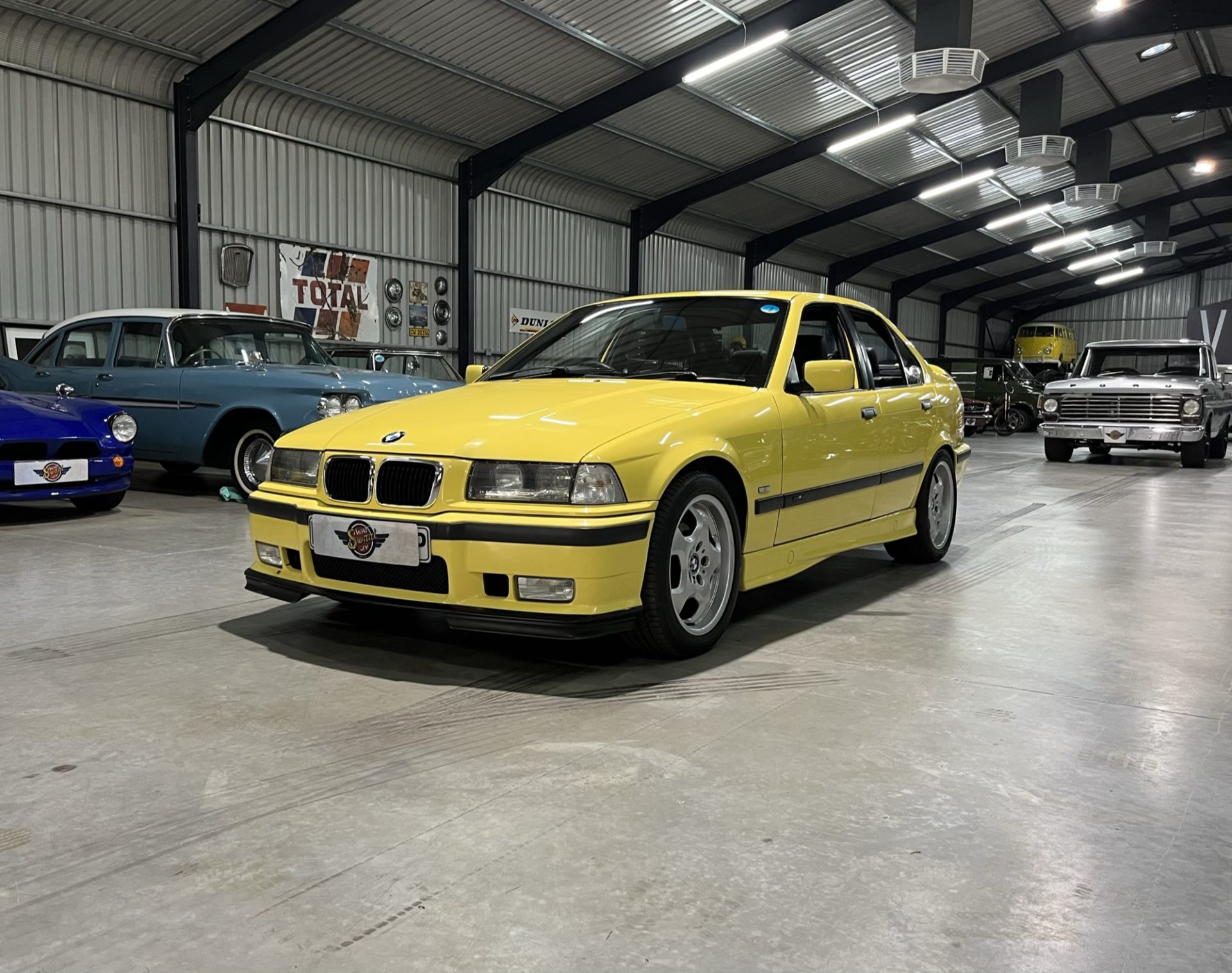 1998 BMW E36 328i Motorsport