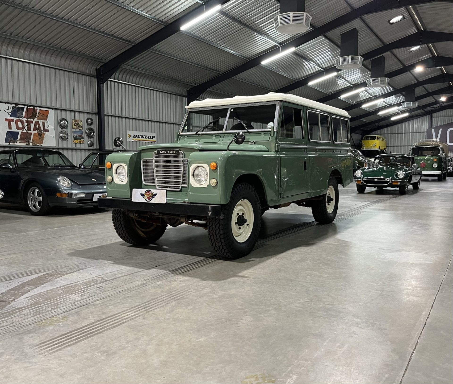 1976 Land Rover Series 3 Station Wagon