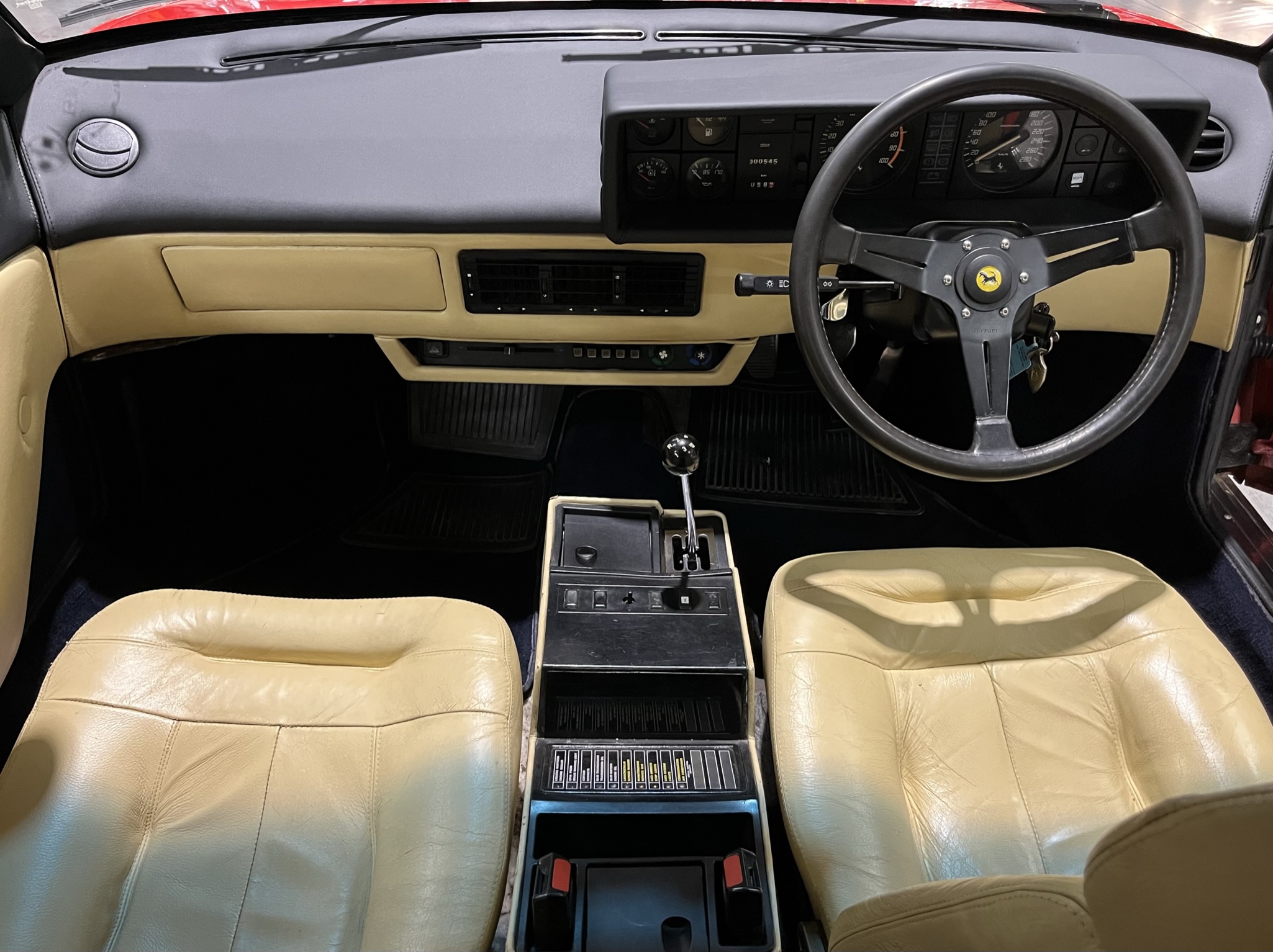 1981 Ferrari Mondial 8