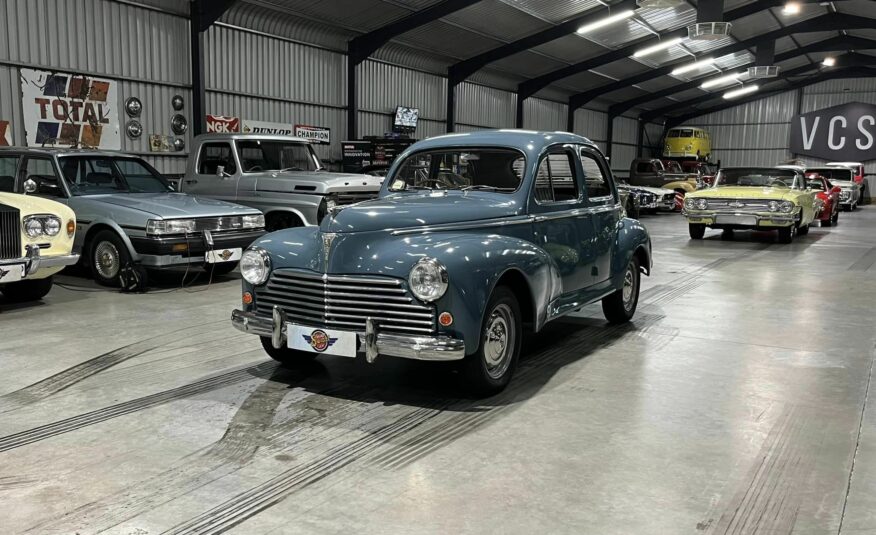 1957 Peugeot 203