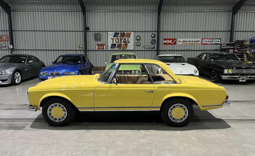 1966 Mercedes Benz 230SL Pagoda