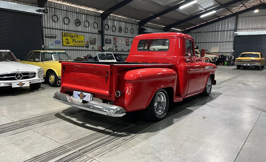 1957 Chevrolet 3100 V8 Pickup