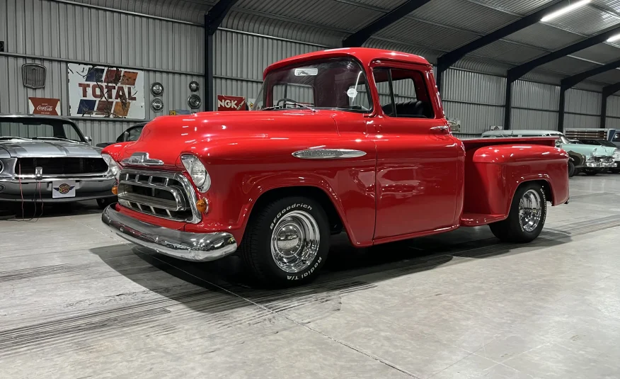 1957 Chevrolet 3100 V8 Pickup