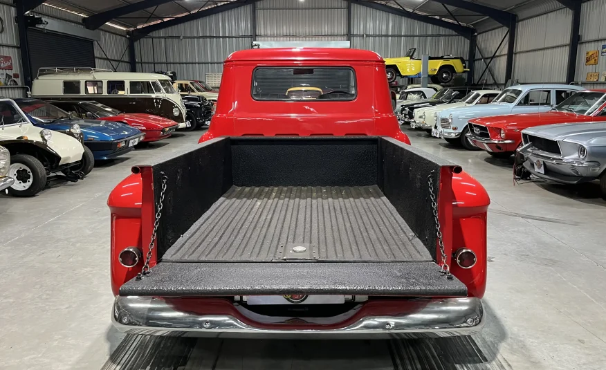 1957 Chevrolet 3100 V8 Pickup