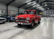 1958 Chevrolet Apache V8