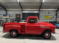 1958 Chevrolet Apache V8