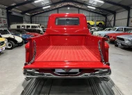 1958 Chevrolet Apache V8