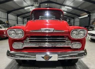 1958 Chevrolet Apache V8