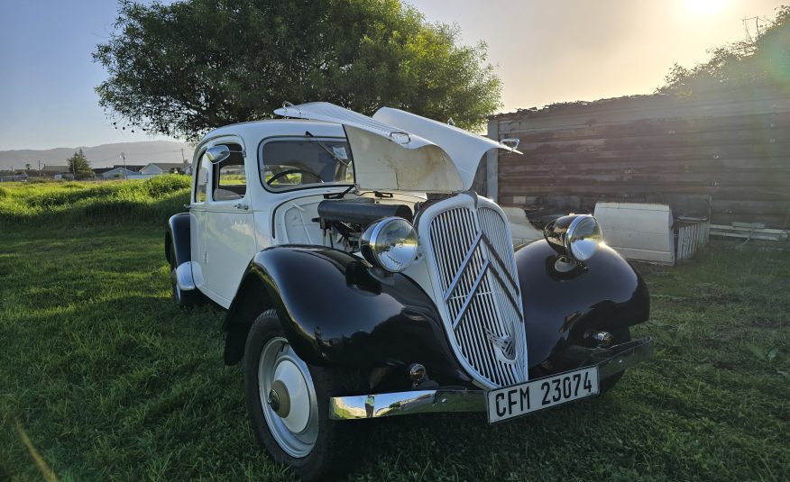 1950 Citroen Traction Avant L15