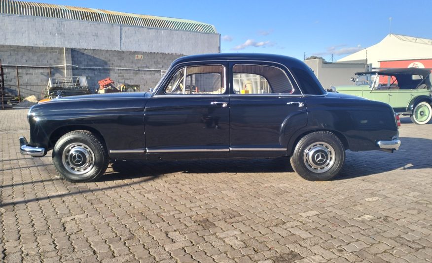 1959 Mercedes-Benz Ponton 219 W105