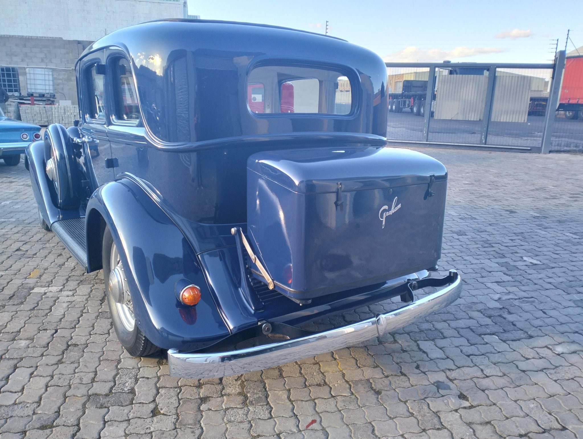1933 Graham Paige Standard 6 Series 65