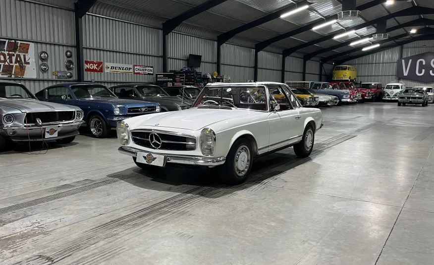 1971 Mercedes Benz Pagoda 280SL Manual (RHD)