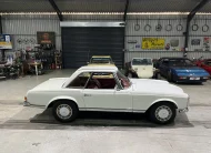 1971 Mercedes Benz Pagoda 280SL Manual (RHD)