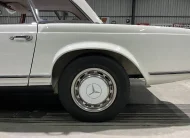 1971 Mercedes Benz Pagoda 280SL Manual (RHD)