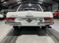 1971 Mercedes Benz Pagoda 280SL Manual (RHD)