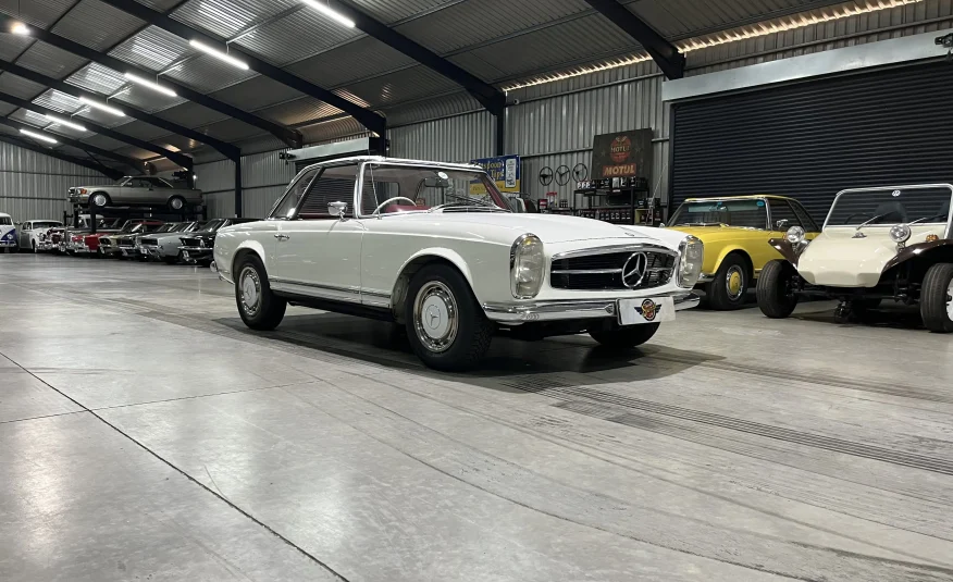 1968 Mercedes Benz Pagoda 280SL Manual (RHD)