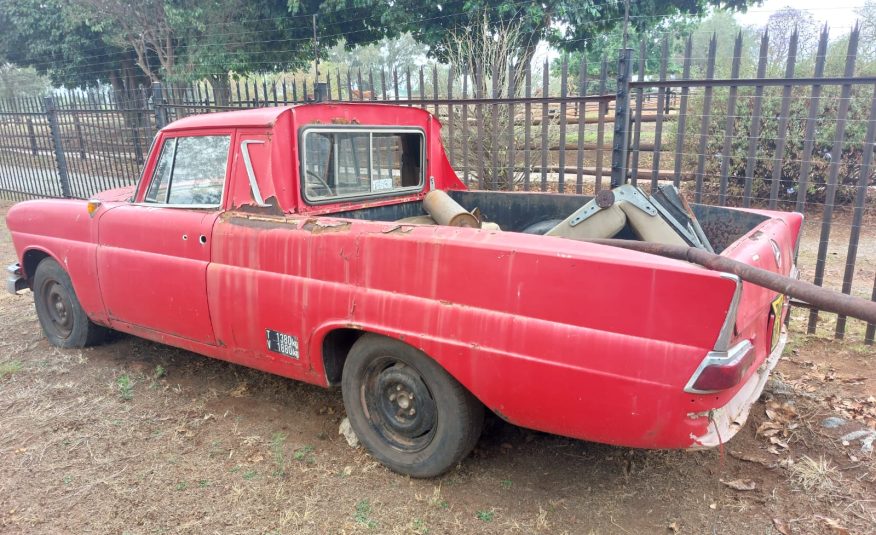 Mercedes-Benz Fintail Pickup project