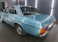 1976 Mercedes-Benz (W115) 230.4