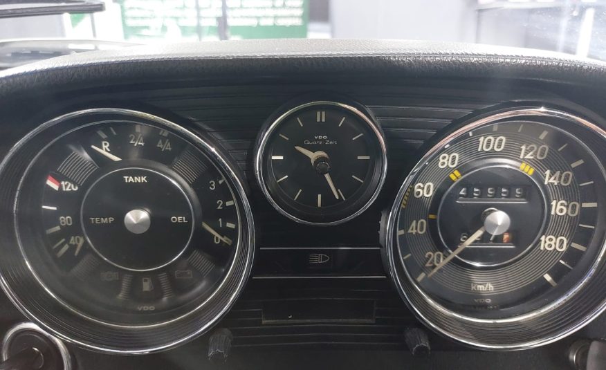 1976 Mercedes-Benz (W115) 230.4