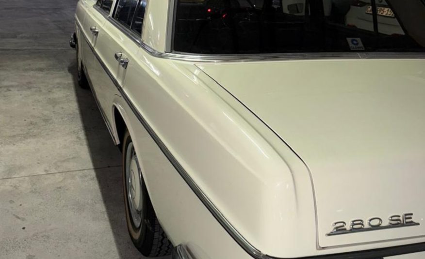 1970 Mercedes-Benz 280SE W108