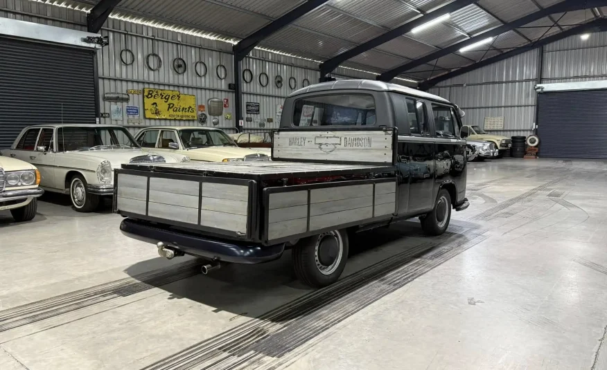 1976 Volkswagen Crewcab Kombi