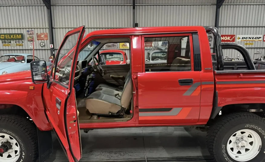 1989 Toyota Hilux 2.2L 4×4 Double Cab