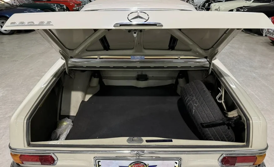 1968 Mercedes-Benz 280SE W108