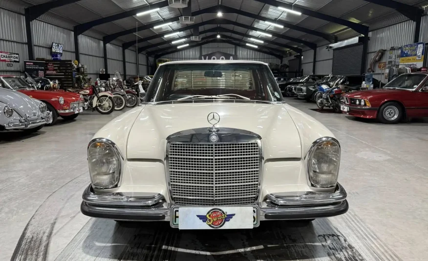 1968 Mercedes-Benz 280SE W108