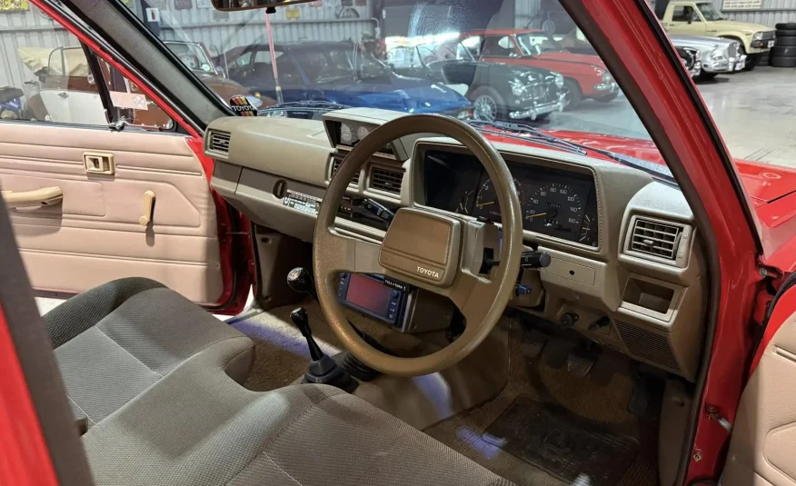 1989 Toyota Hilux 2.2L 4×4 Double Cab