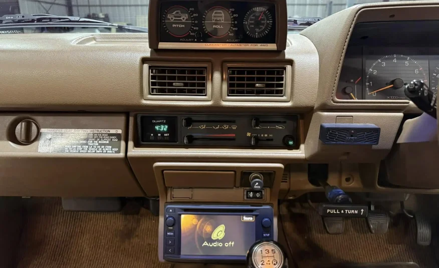 1989 Toyota Hilux 2.2L 4×4 Double Cab