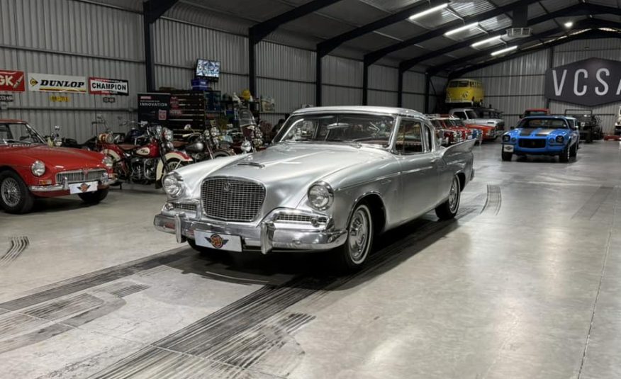 1960 Studebaker Silver Hawk