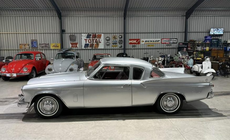 1960 Studebaker Silver Hawk