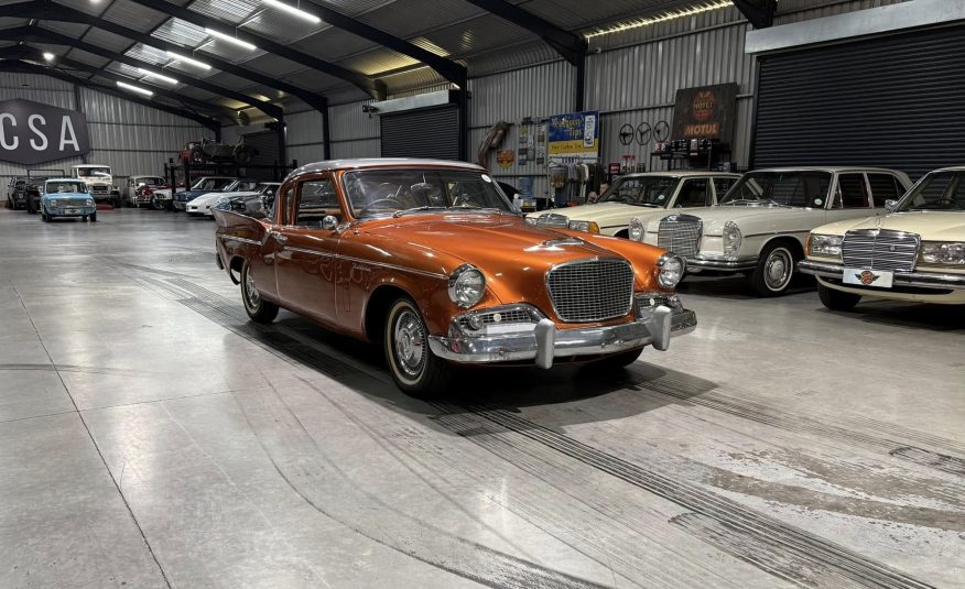 1960 Studebaker Silver Hawk