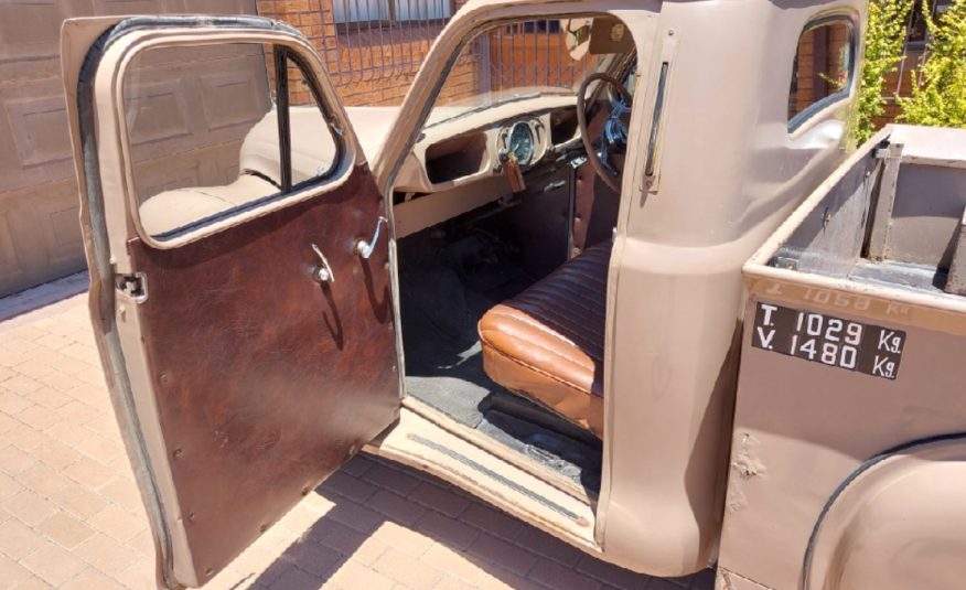 1952 AUSTIN A40 10-CWT. Pick-Up with Plenty of A40 Spare Parts