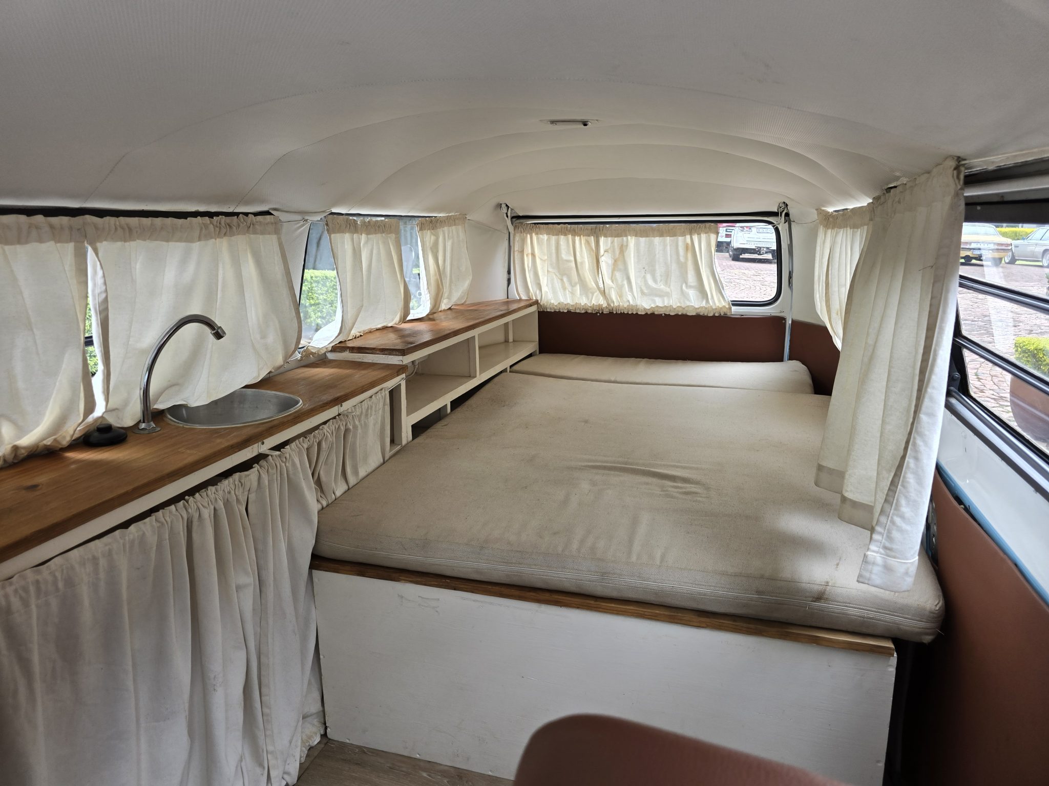 1970 Volkswagen Low-Light Kombi