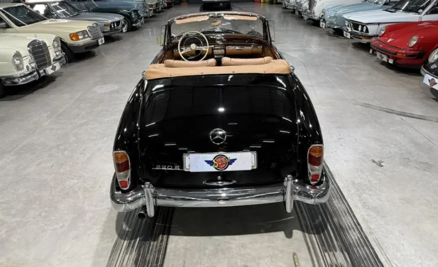 1958 Mercedes-Benz 220S Cabriolet