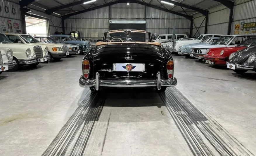 1958 Mercedes-Benz 220S Cabriolet