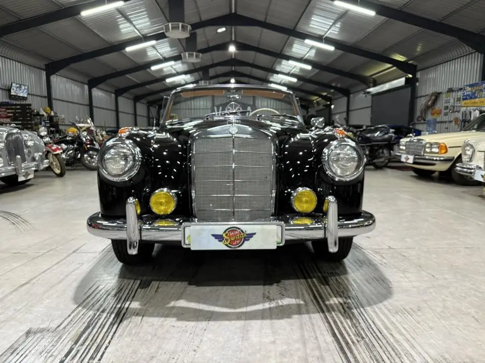 1958 Mercedes-Benz 220S Cabriolet