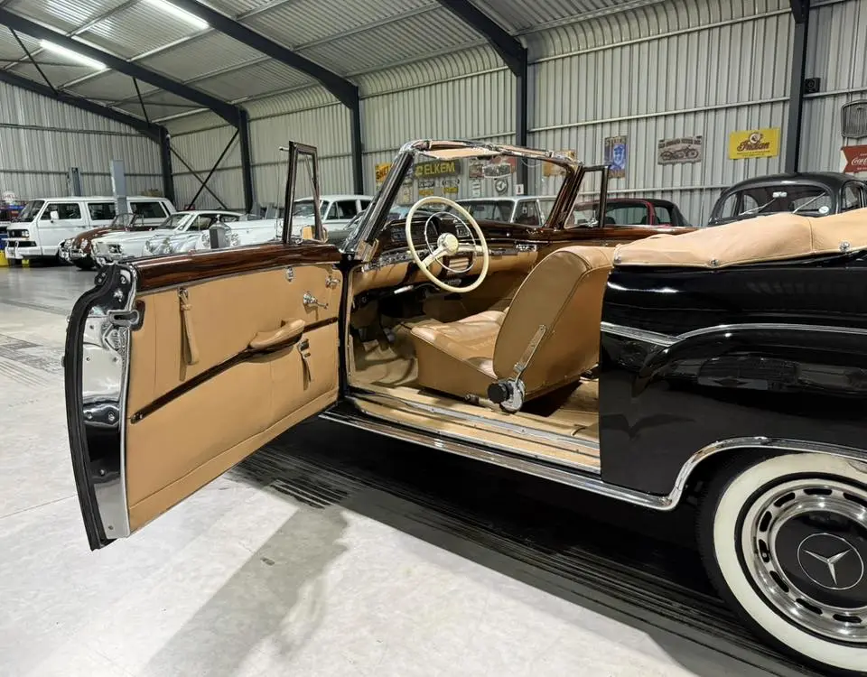 1958 Mercedes-Benz 220S Cabriolet